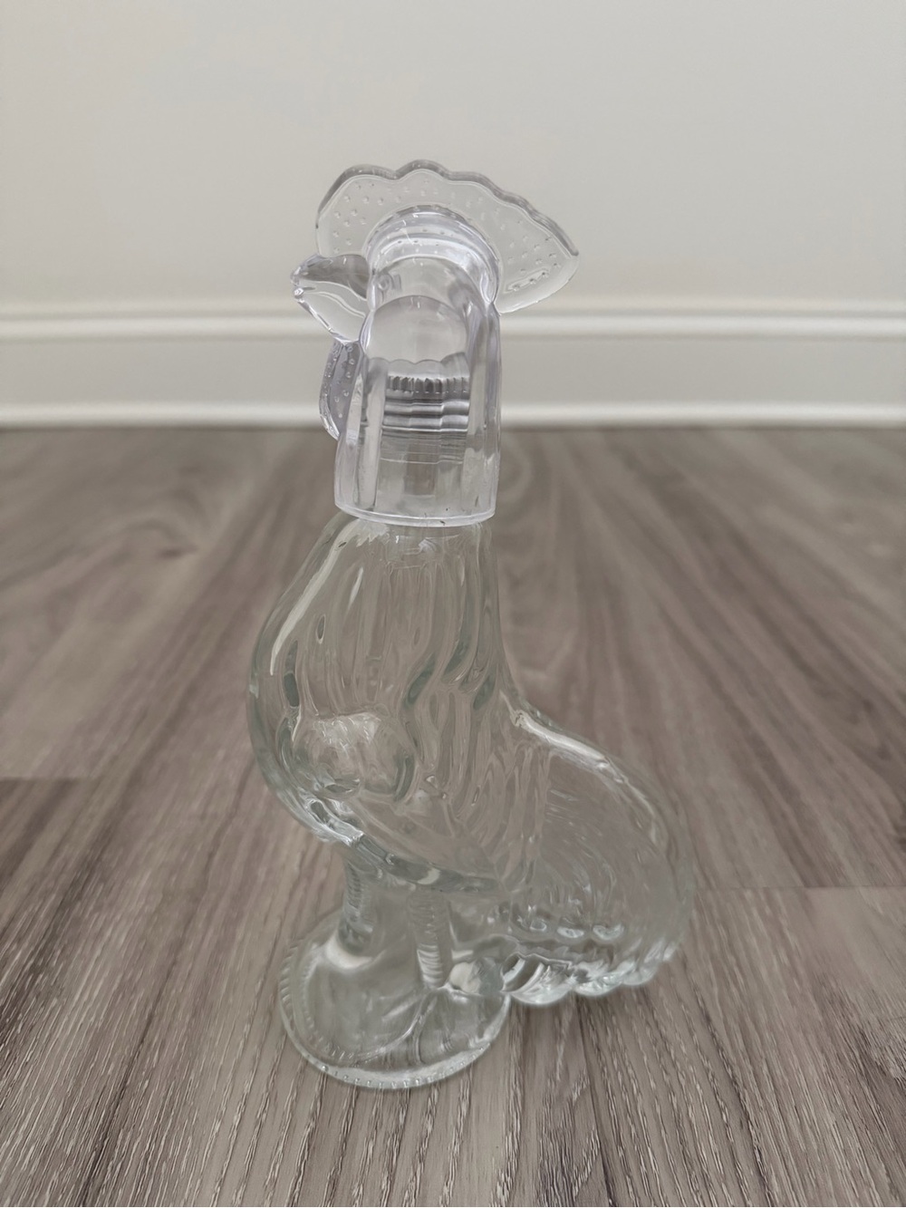Vintage clear glass rooster-shaped decanter for barware or home decor